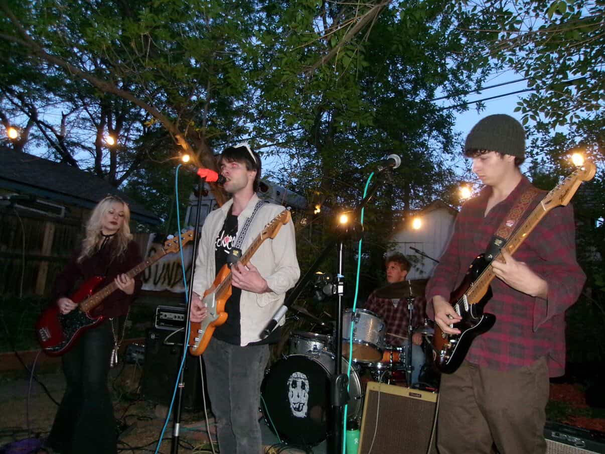 Sundog full band live show