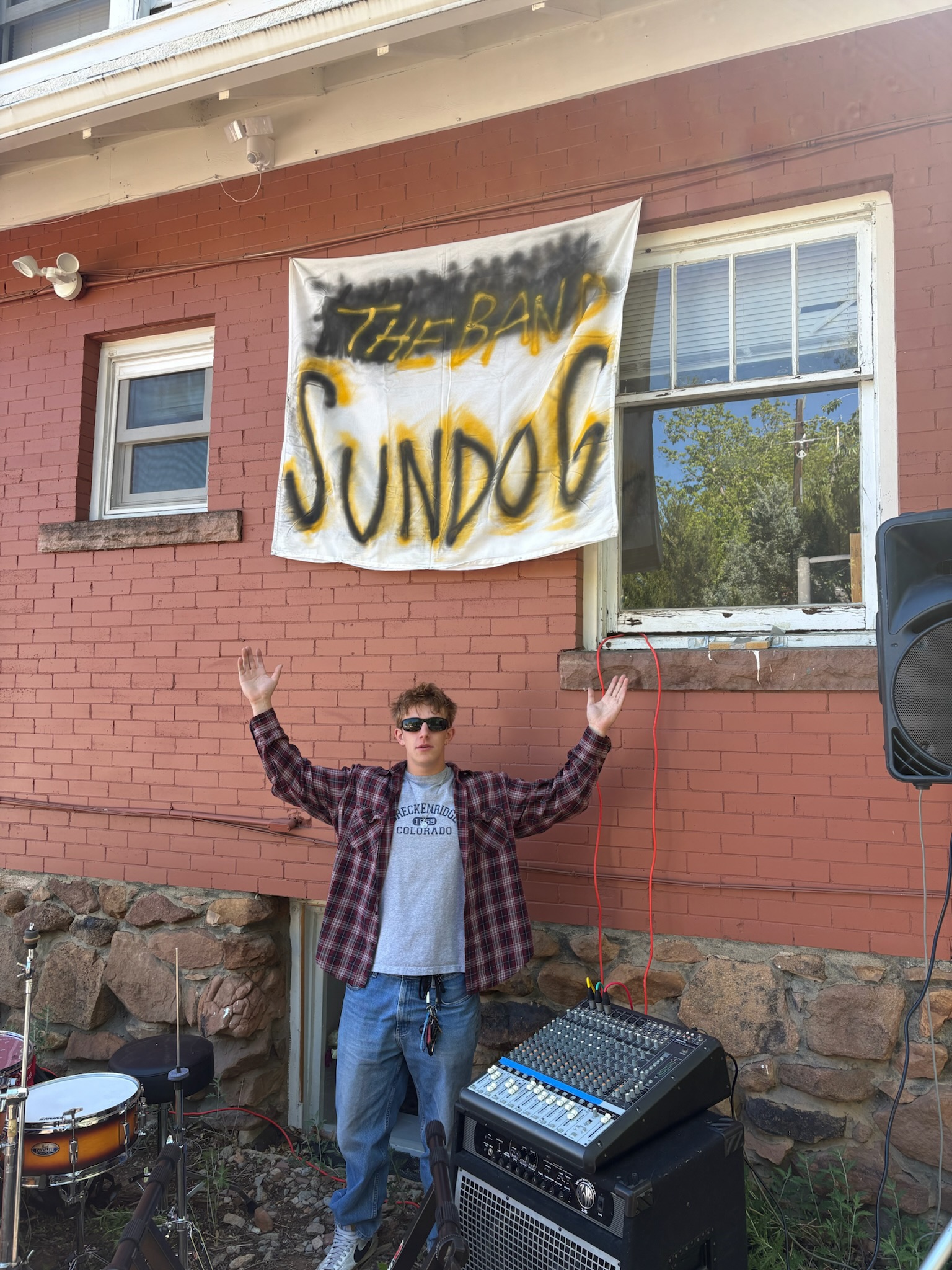 Sundog banner backyard show
